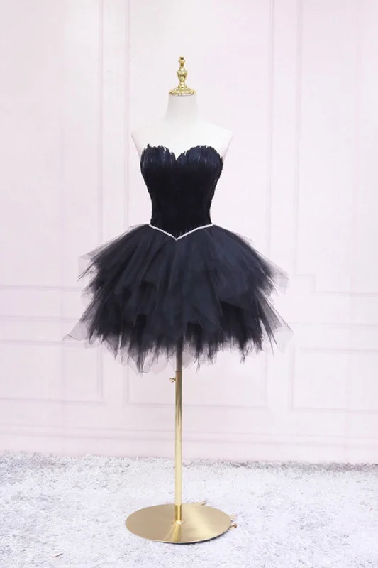 Black Tulle Short Prom Dress with Feather, A-Line Sweetheart Neckline Party Dress Tunics Chic fashionable