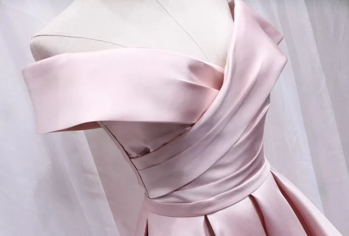 Cute Satin Pink Sweetheart Off Shoulder Knee Length Party Dress, Short Prom Dress Tunics Wedding white
