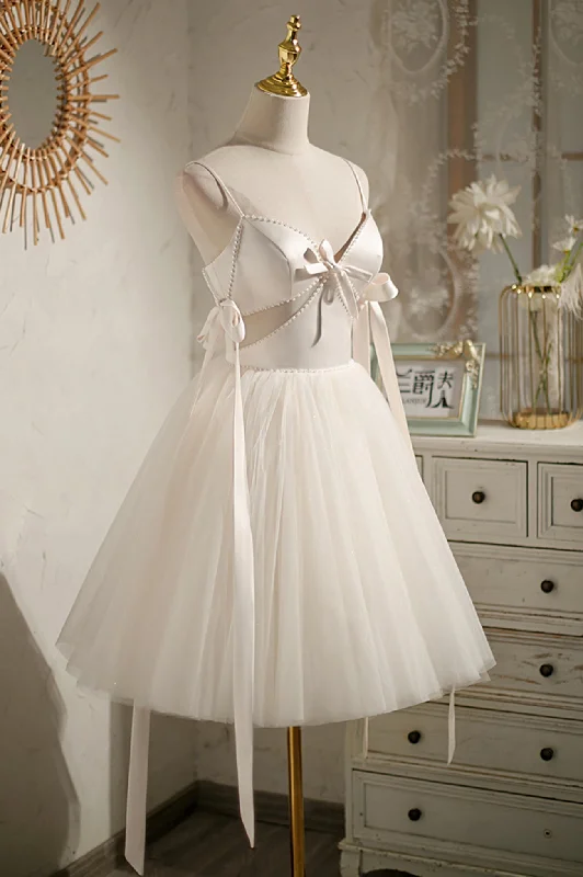 Champagne V-Neck Tulle Short Prom Dress, Spaghetti Straps Party Dress with Bow Tunics Timeless classic