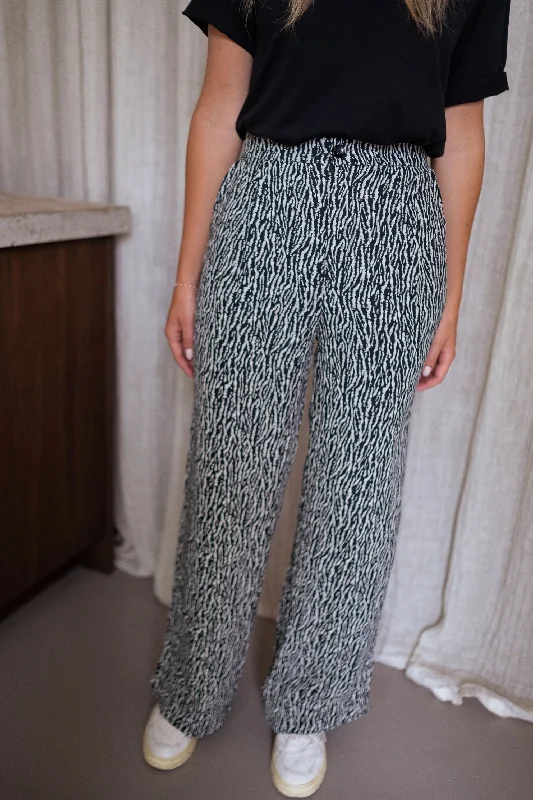 Black and Ecru Trent Zebra Pants Comfy High-Waist Jeans