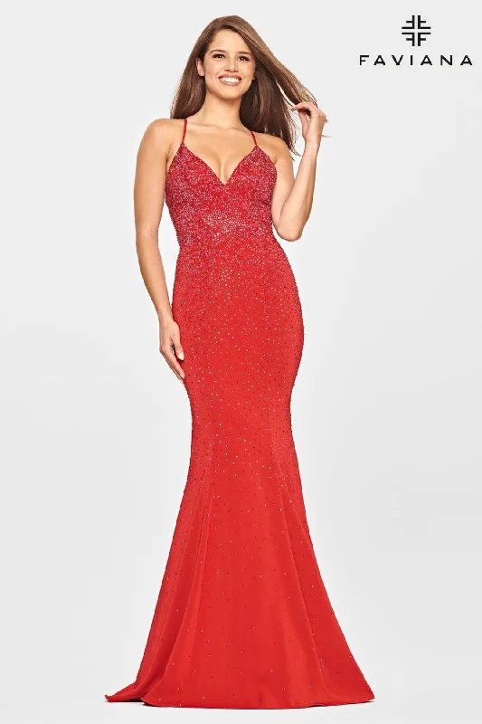 Red Sweetheart Neckline Long Dress With Rhinestone Beading And Corset Back Tunics Satin smooth