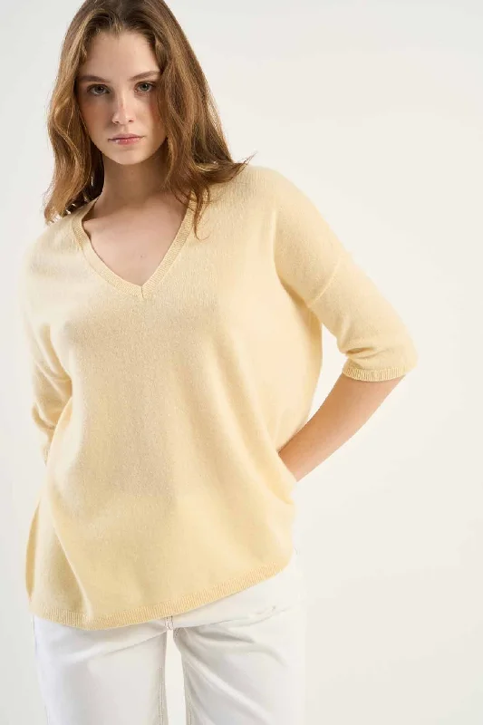 SWEATER MARTIN Embroidered Appliqued Beaded