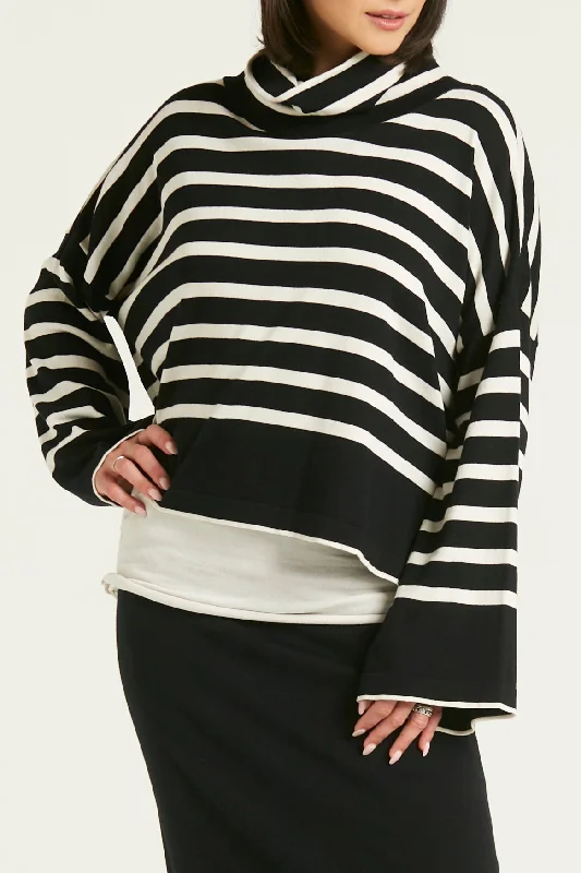 MOD STRIPE KNIT SWEATER Solid Color Striped Floral Print