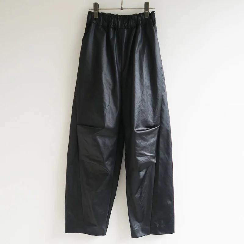 【IIROT/イロット】<br>Leather touch trouser <br>027-024-WP88 Trousers Print Floral