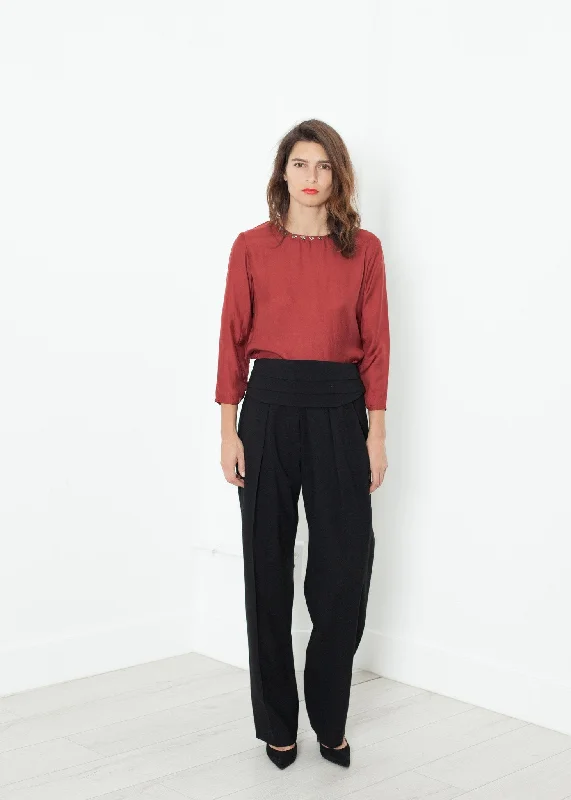 Pleated Waistband Trouser in Black Trousers Favorite Customer