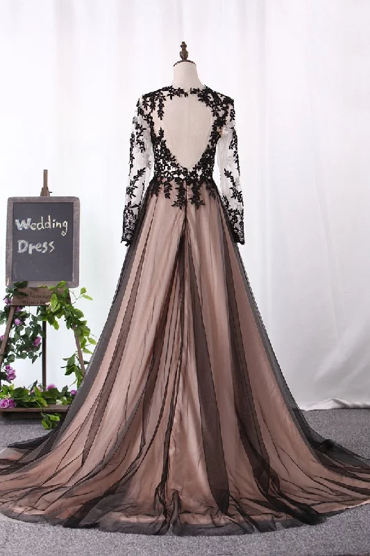 Evening Dresses Scoop Long Sleeves A Line Tulle With Applique And Slit