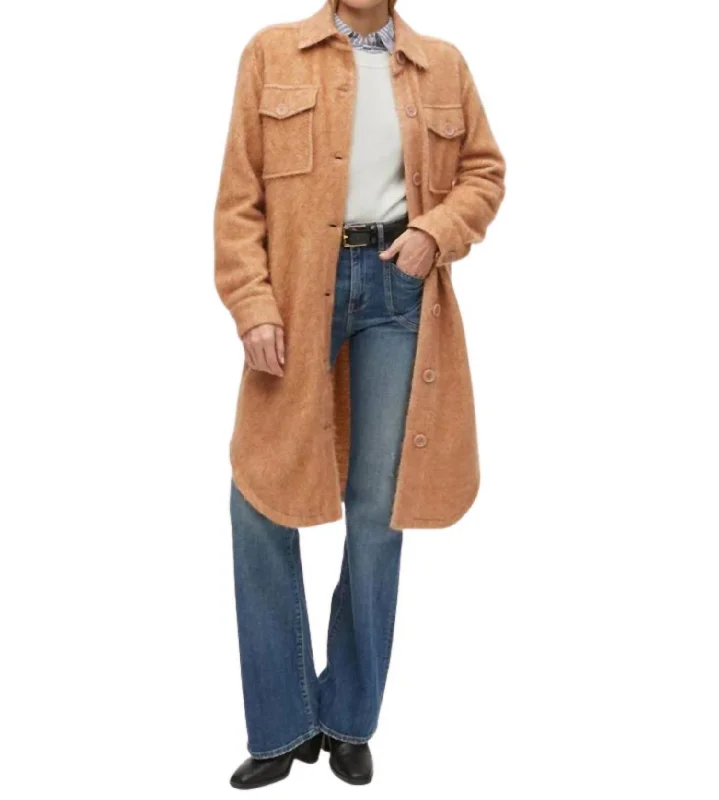 Gwen Jacket In Camel