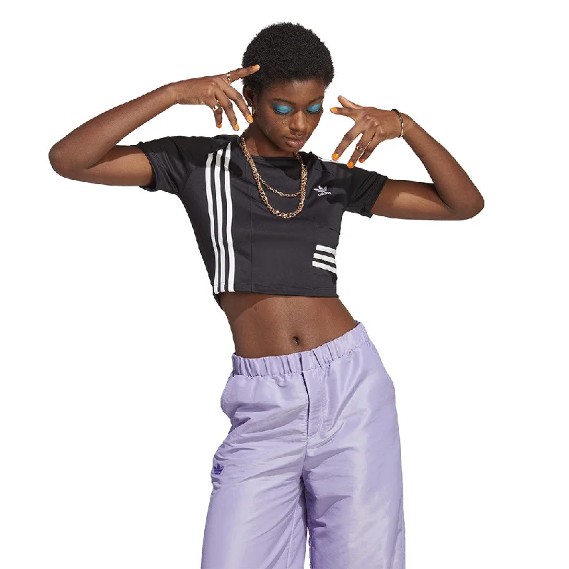 adidas - Women's Adicolor Crop T-Shirt (IC2379)