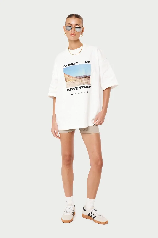 SENSE OF ADVENTURE OVERSIZED T-SHIRT - OFF WHITE